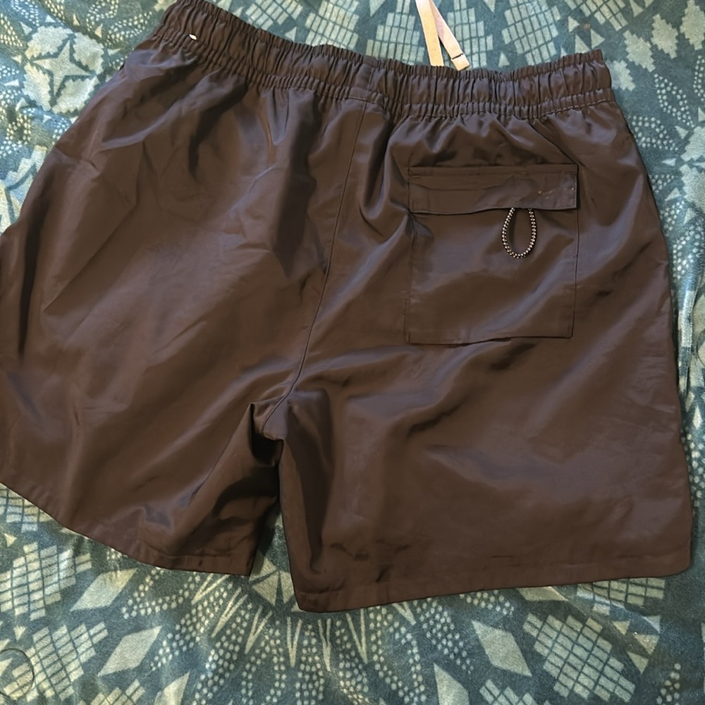 Nike shorts - Picture 3 of 3